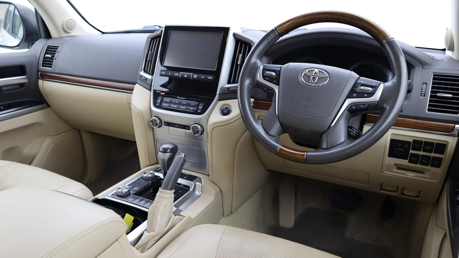 Toyota Landcruiser image 4