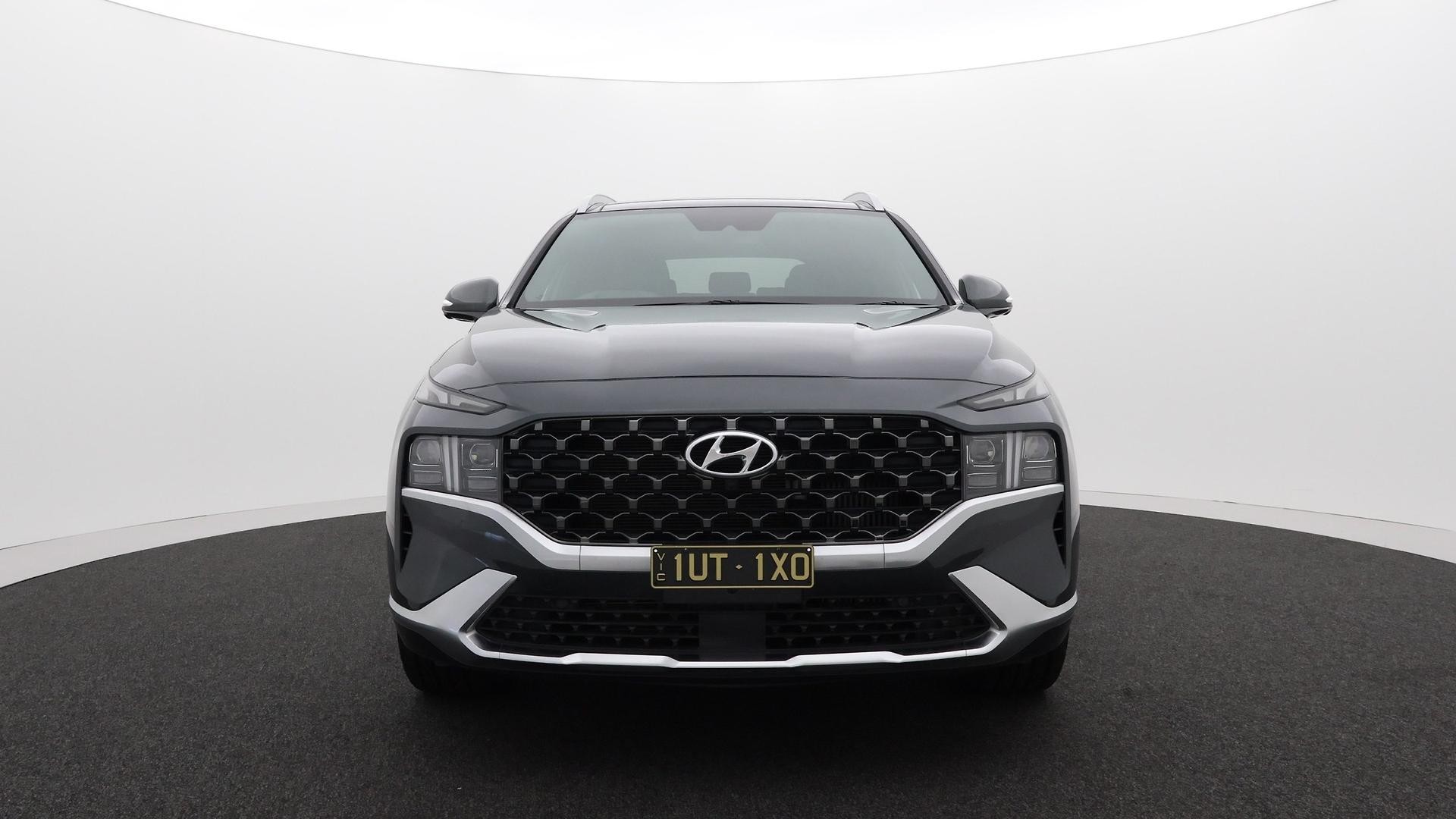 Hyundai Santa Fe image 2