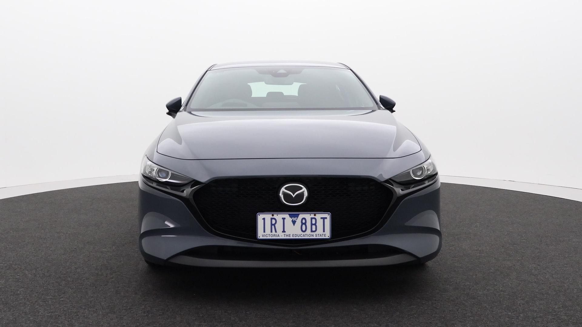 Mazda 3 image 2