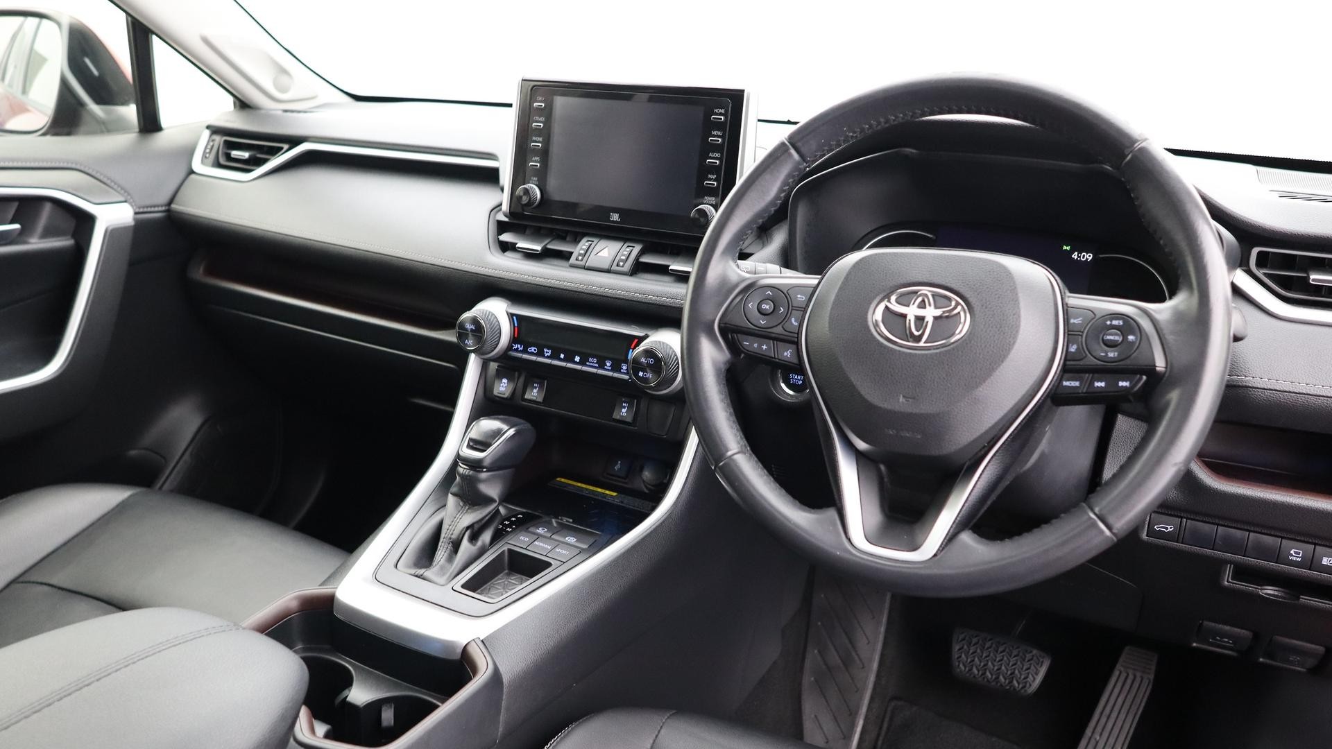 Toyota Rav4 image 4