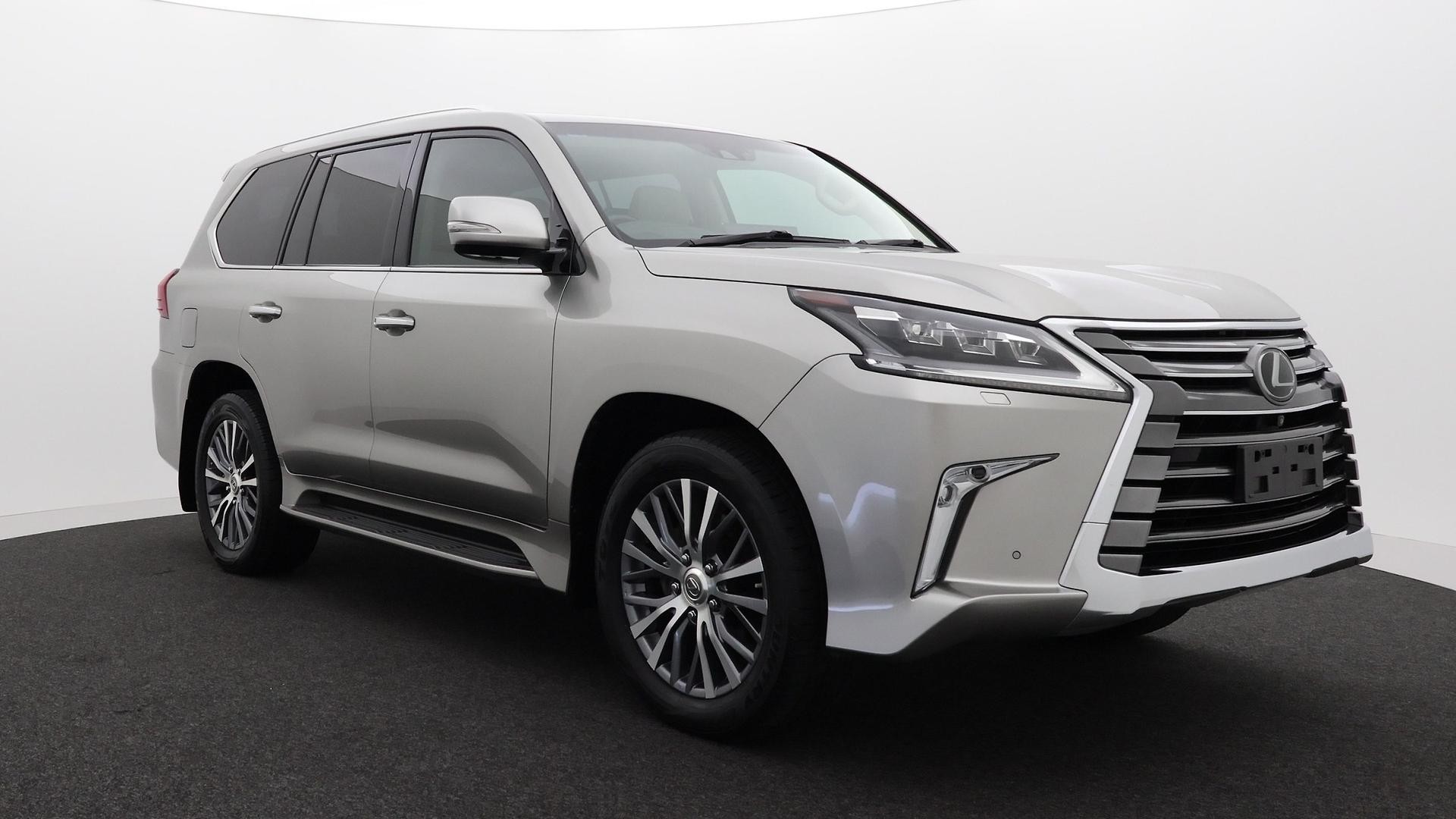 Lexus Lx image 3