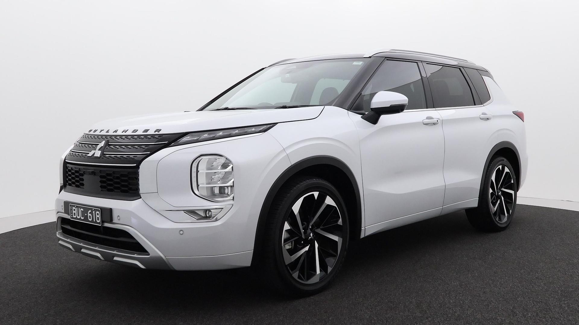 Mitsubishi Outlander image 1