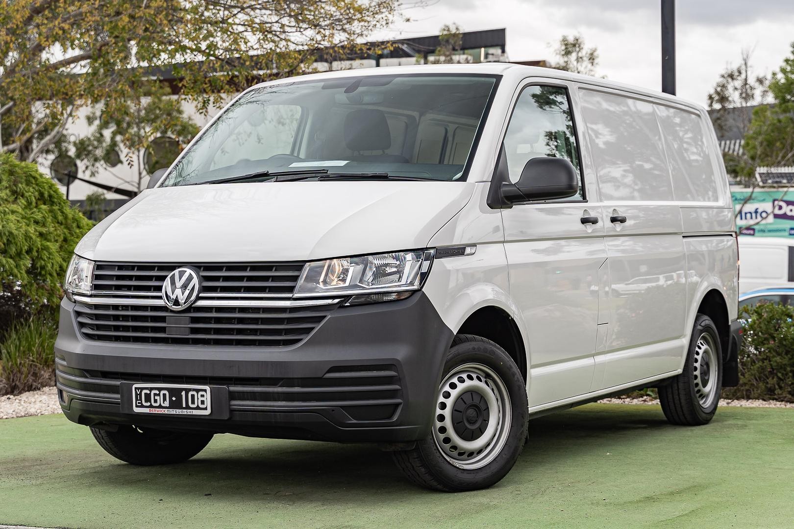 Volkswagen Transporter image 1