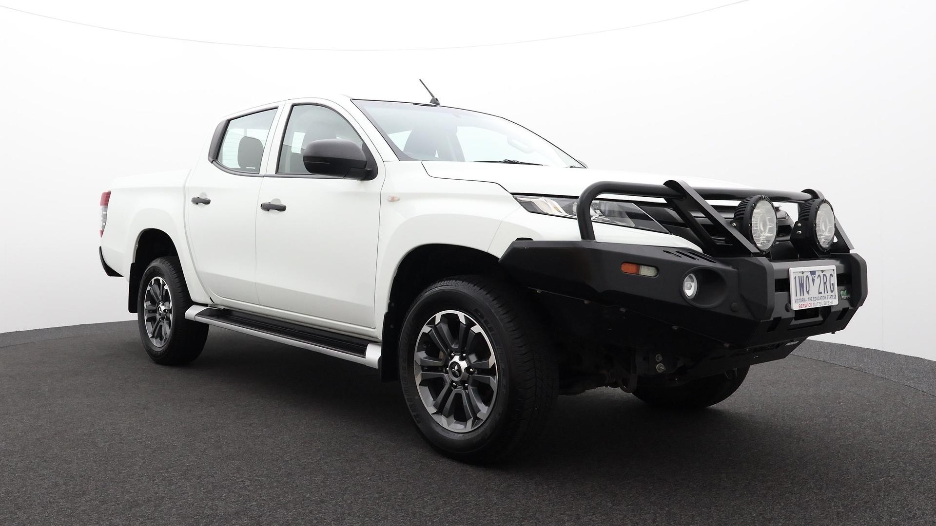 Mitsubishi Triton image 3