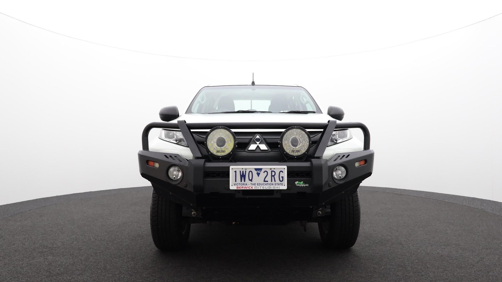 Mitsubishi Triton image 2