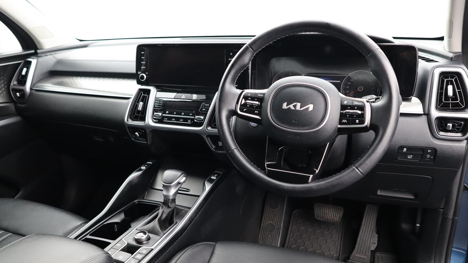 Kia Sorento image 4