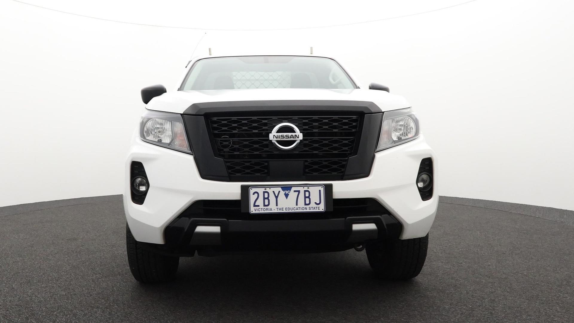 Nissan Navara image 2