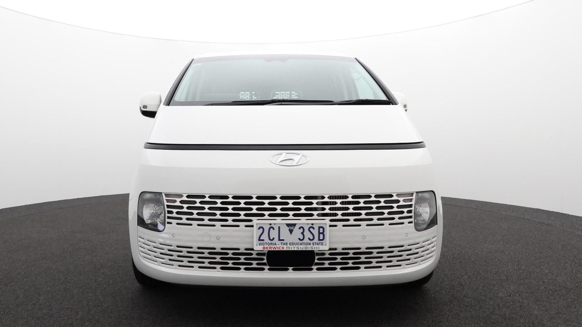 Hyundai Staria Load image 2