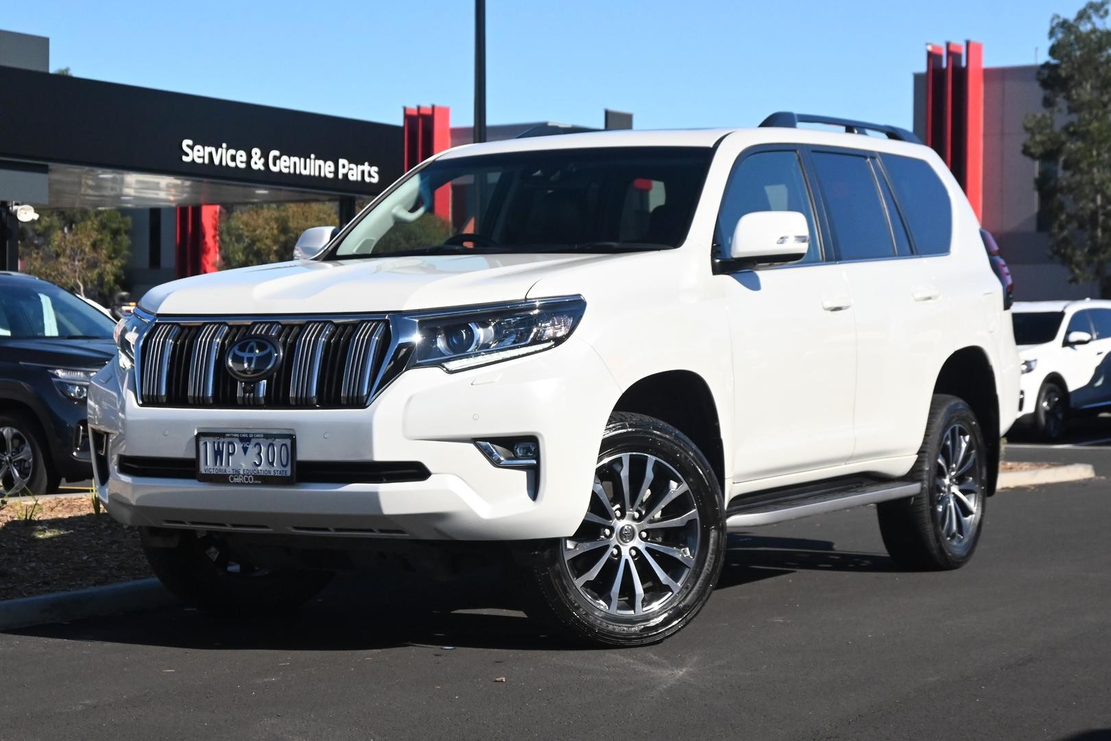 Toyota Landcruiser Prado image 1