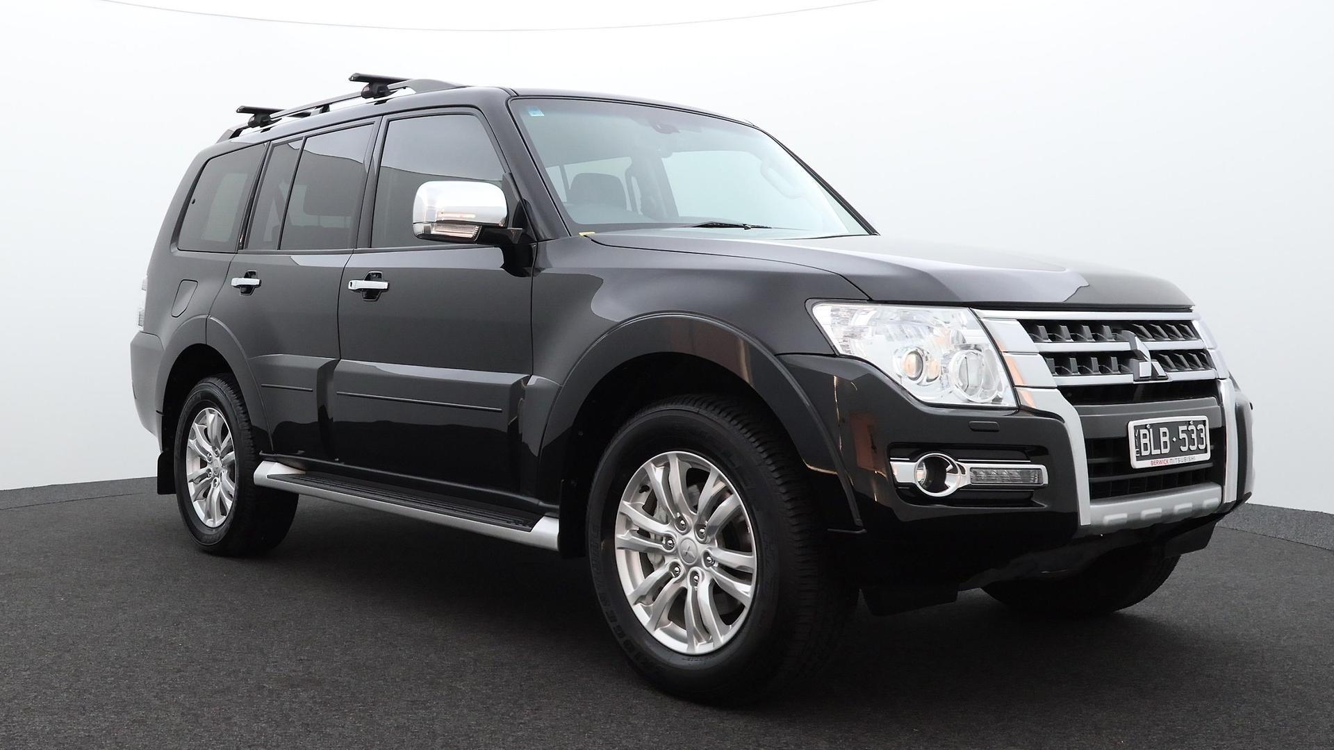 Mitsubishi Pajero image 3