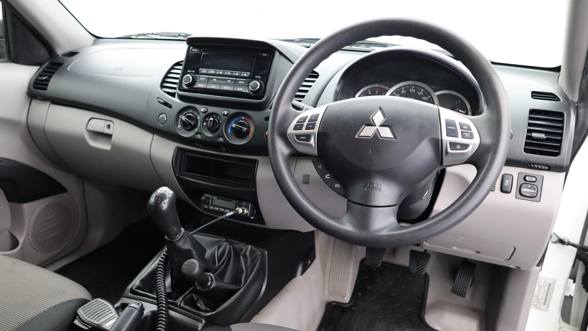 Mitsubishi Triton image 4