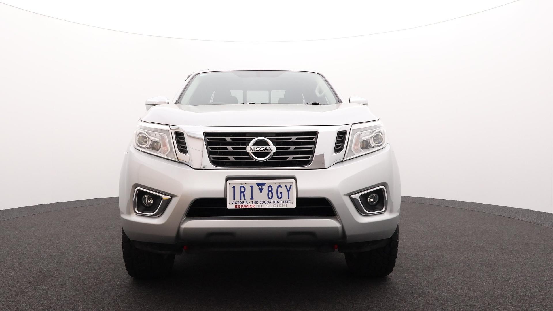 Nissan Navara image 2