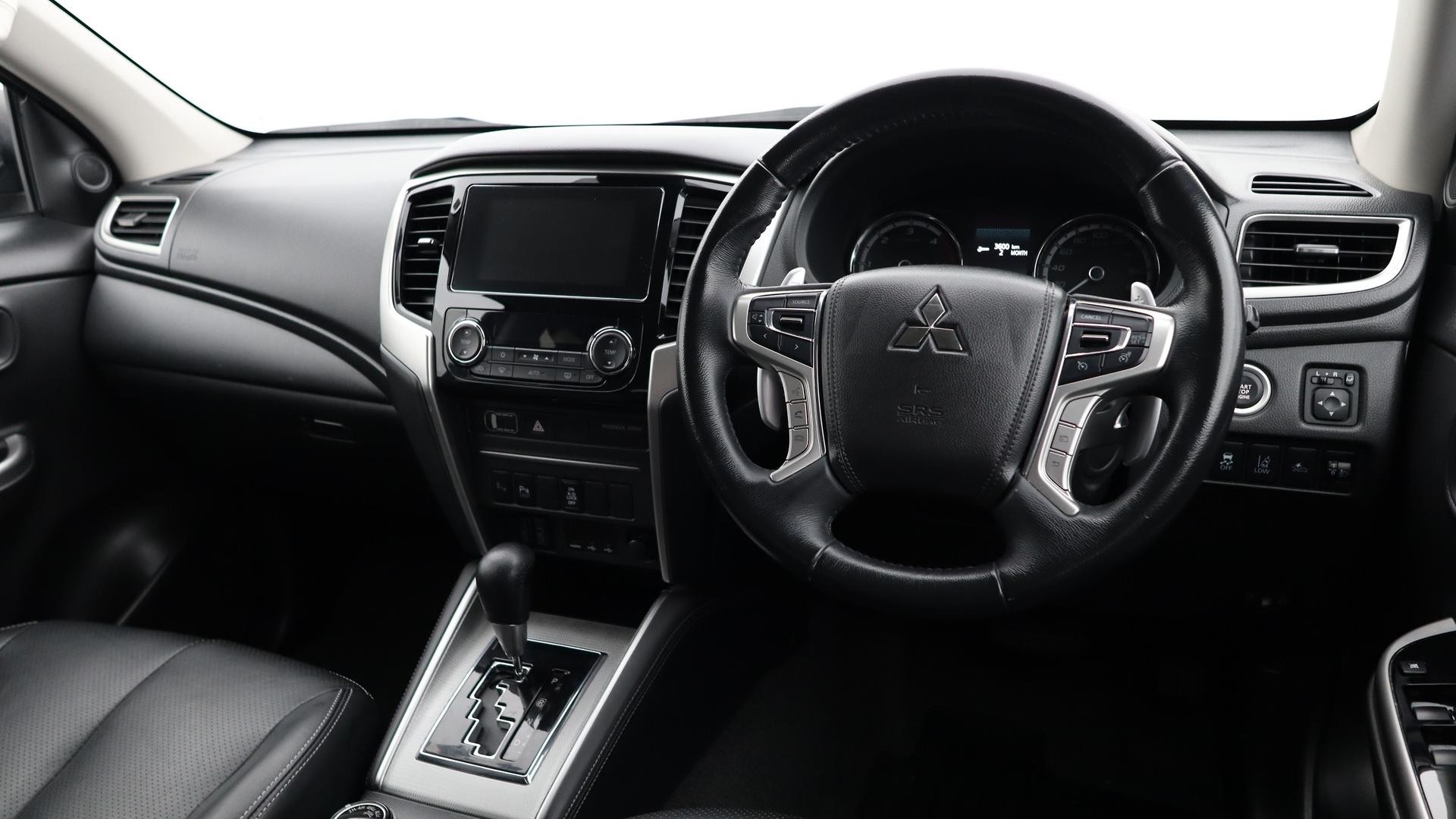 Mitsubishi Triton image 4