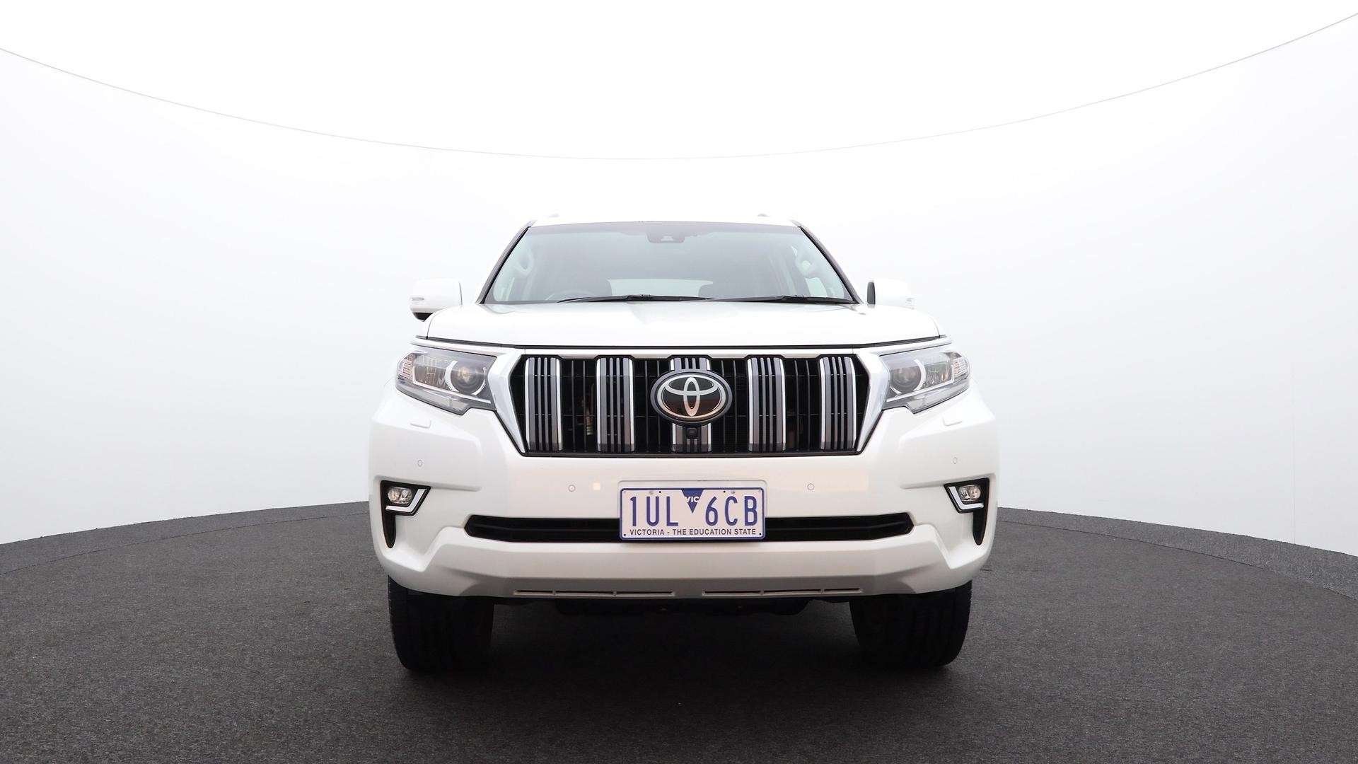 Toyota Landcruiser Prado image 2