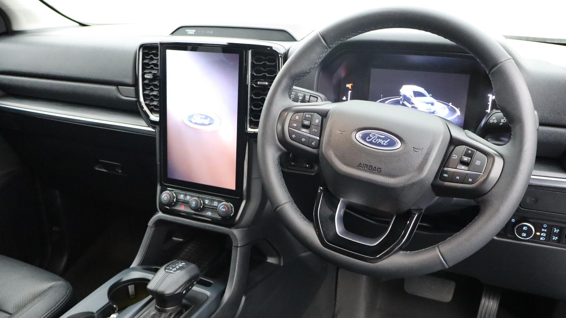 Ford Everest image 4