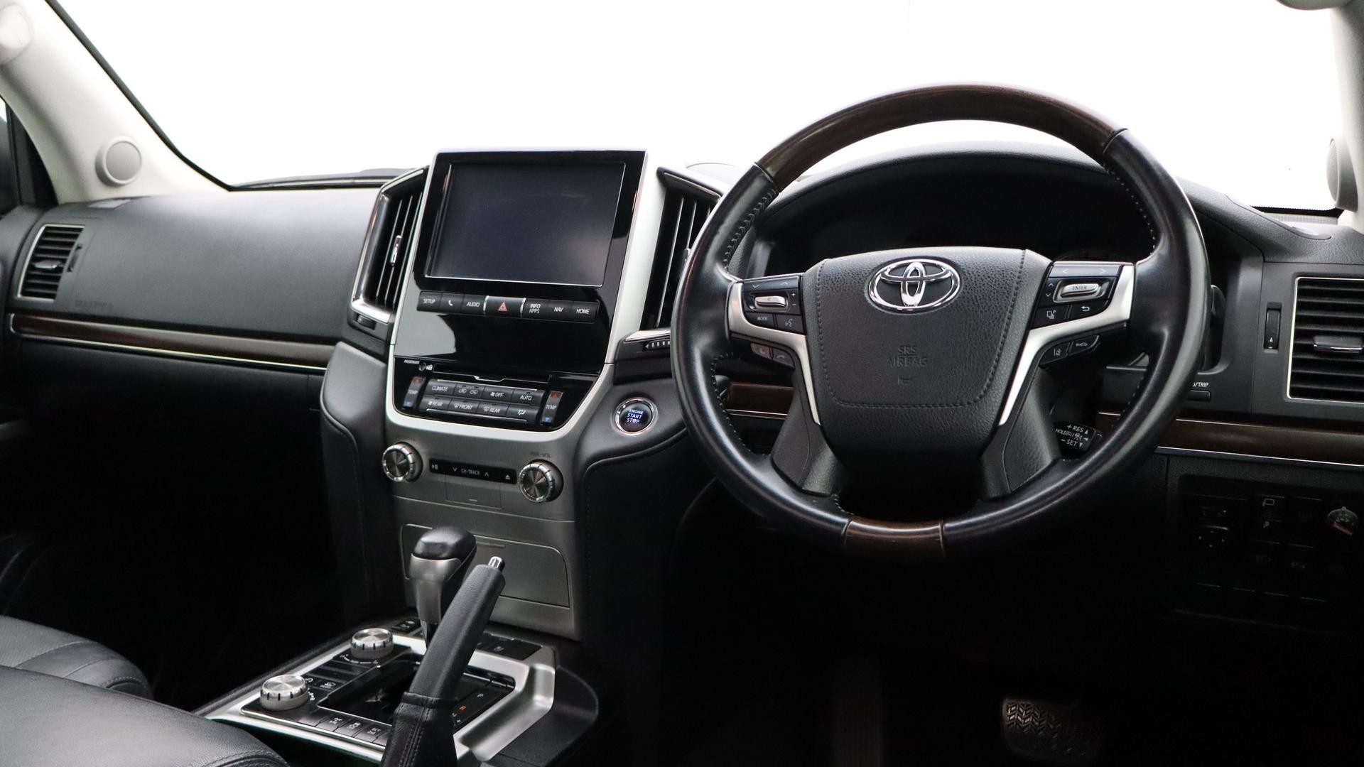 Toyota Landcruiser image 4