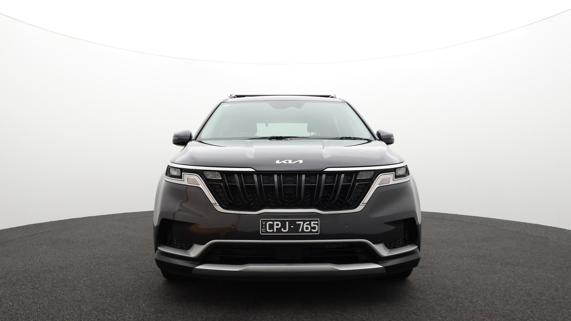 Kia Carnival image 2