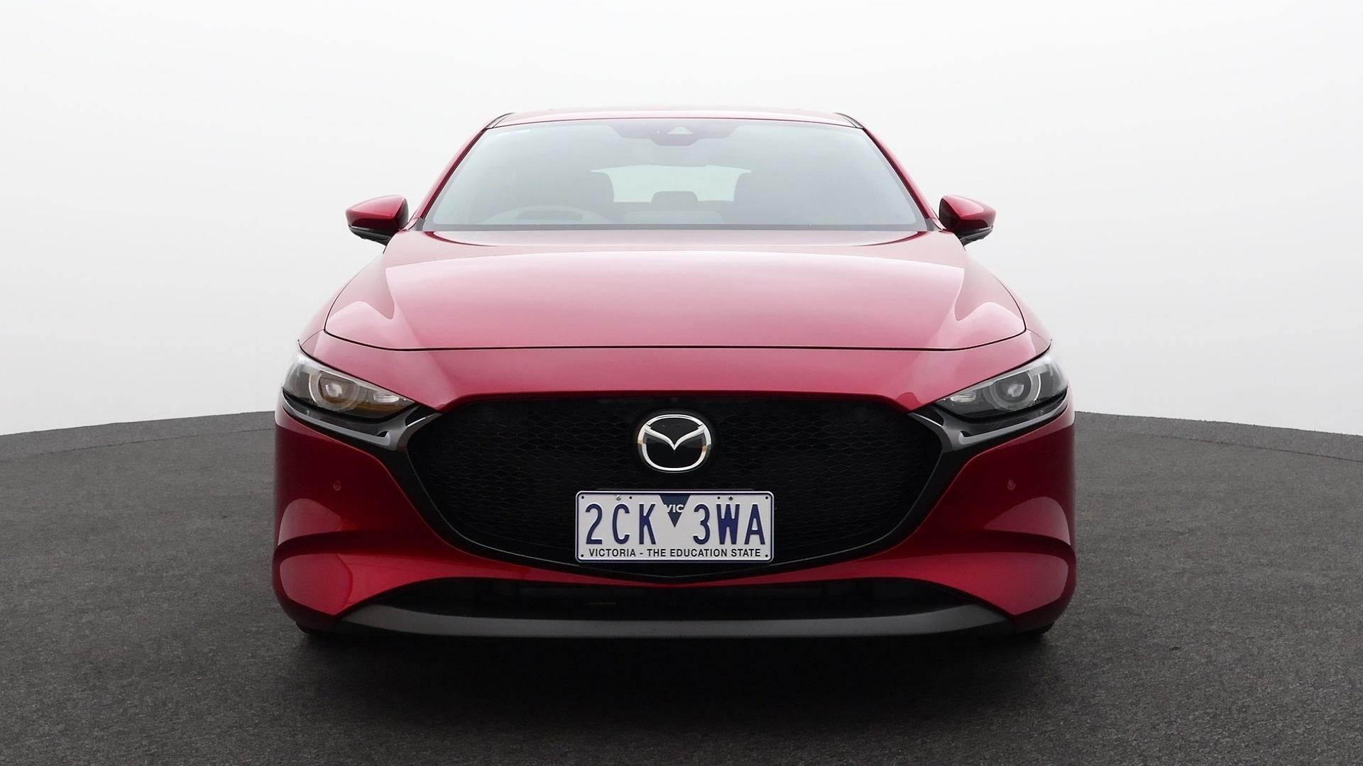 Mazda 3 image 2