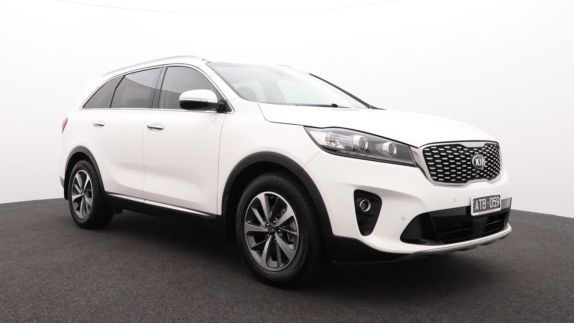 Kia Sorento image 2