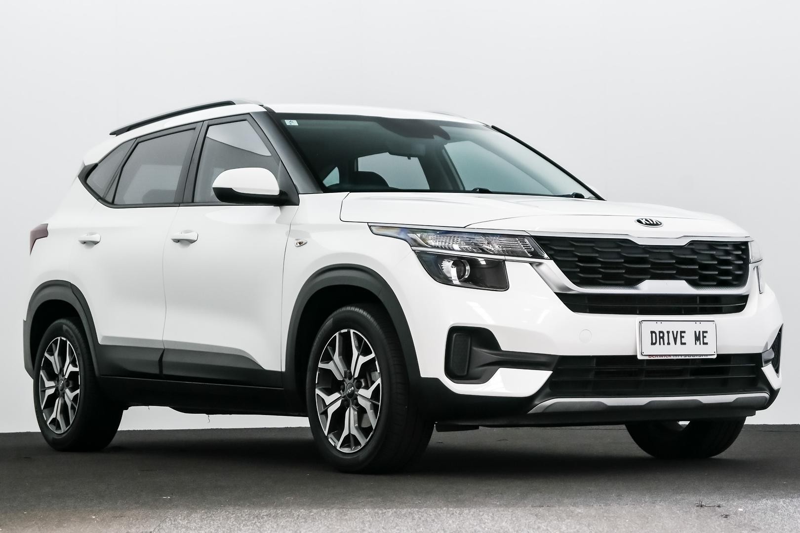 https://dvg-vehicle-assets.s3.amazonaws.com/U17754/8dw3sq481yy7melaemu4yidzs.jpg