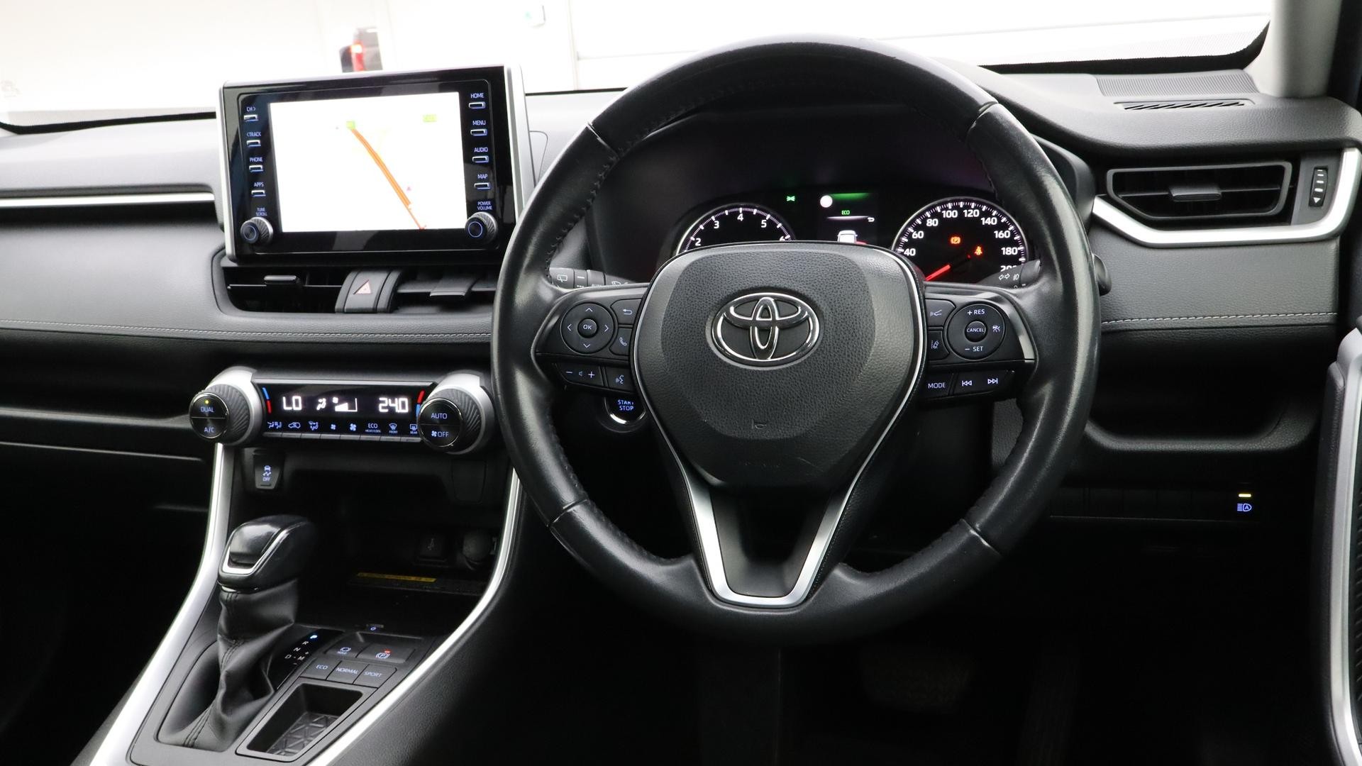 Toyota Rav4 image 4
