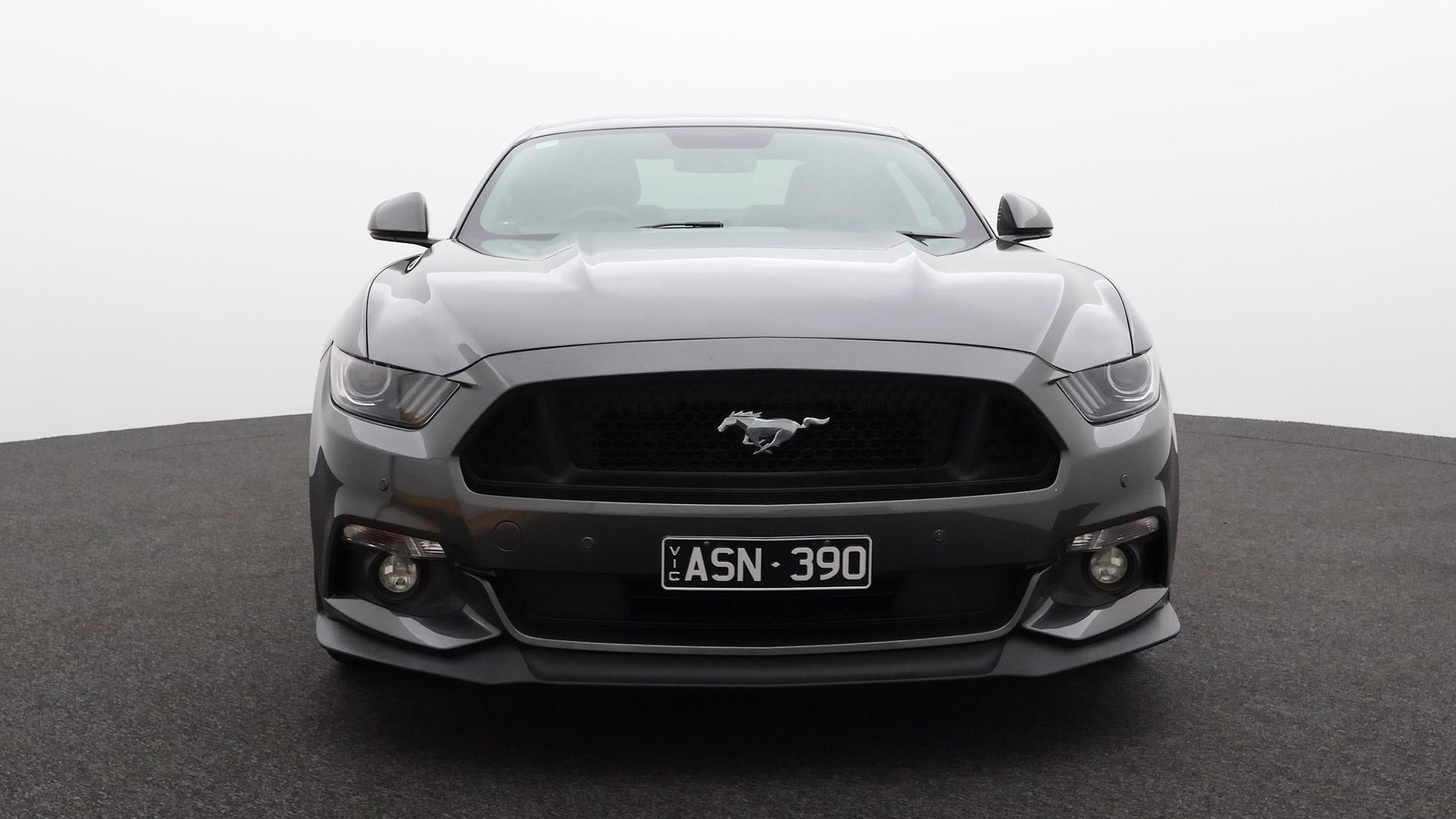 Ford Mustang image 2
