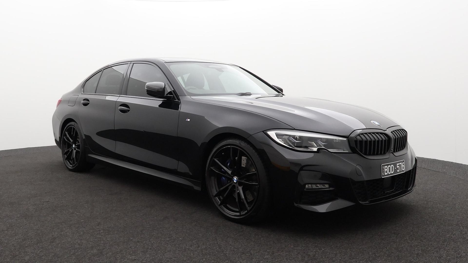 BMW 3 Series image 2