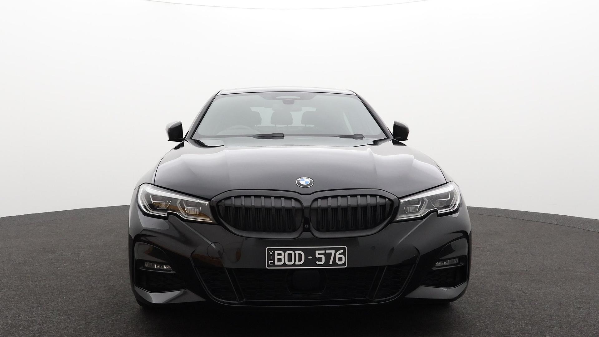 BMW 3 Series image 3