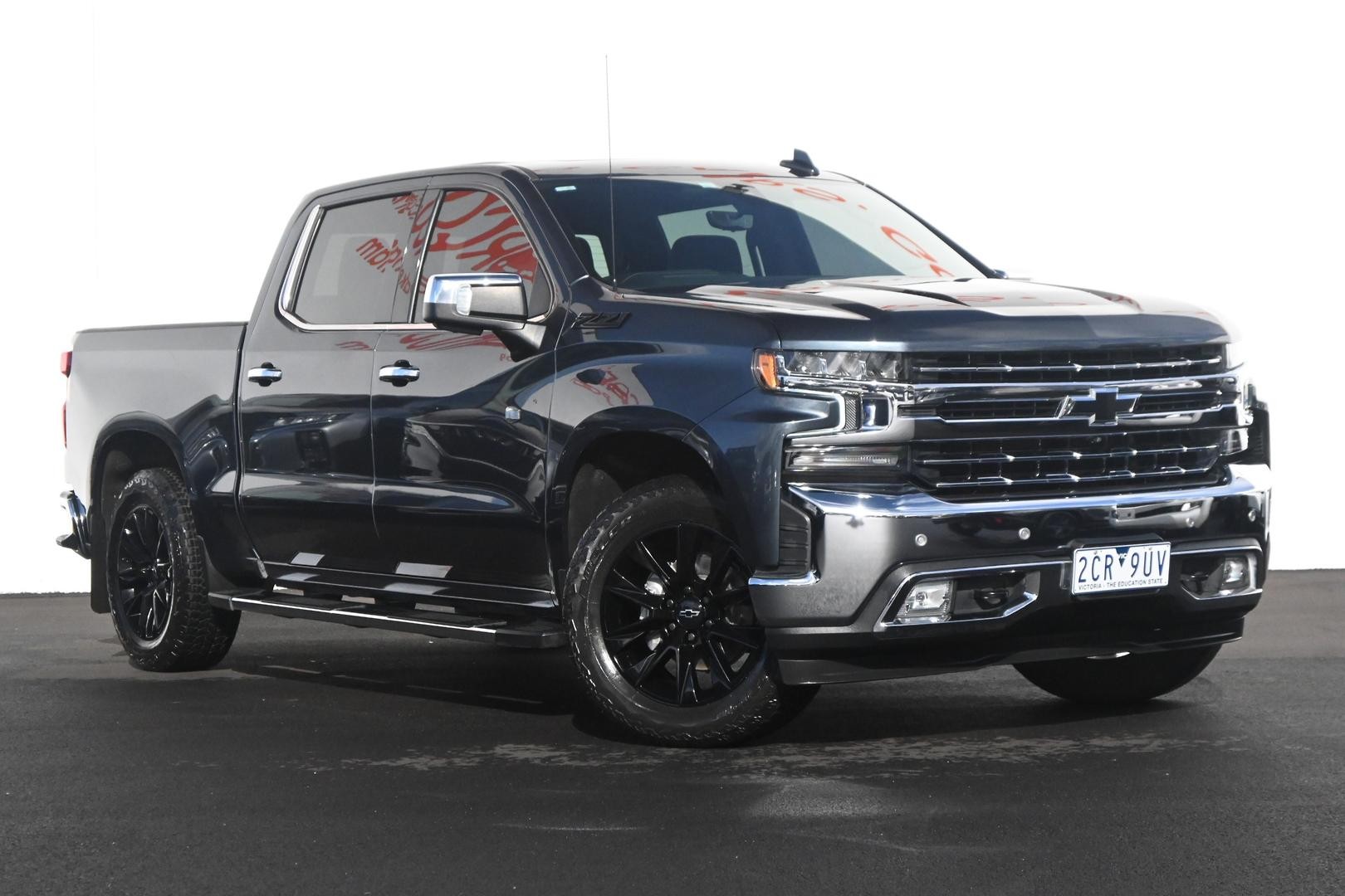 Chevrolet Silverado image 3