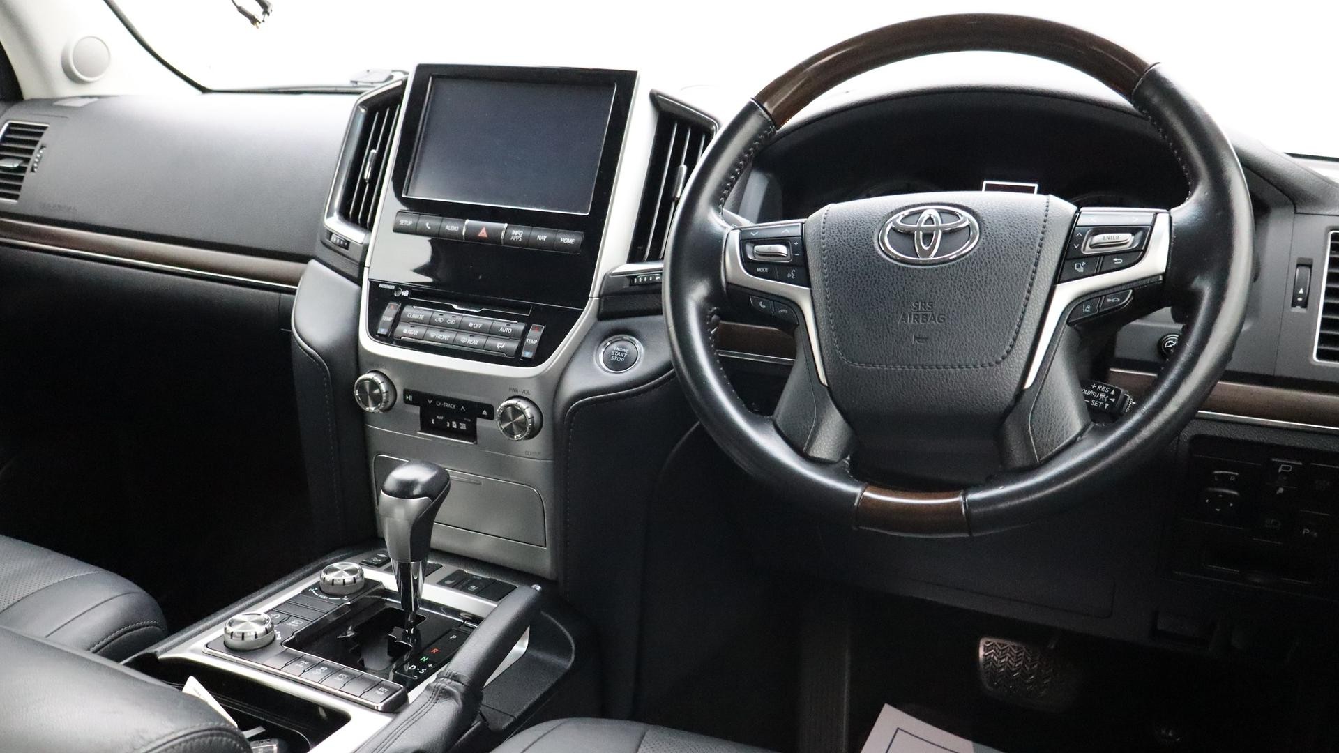 Toyota Landcruiser image 4