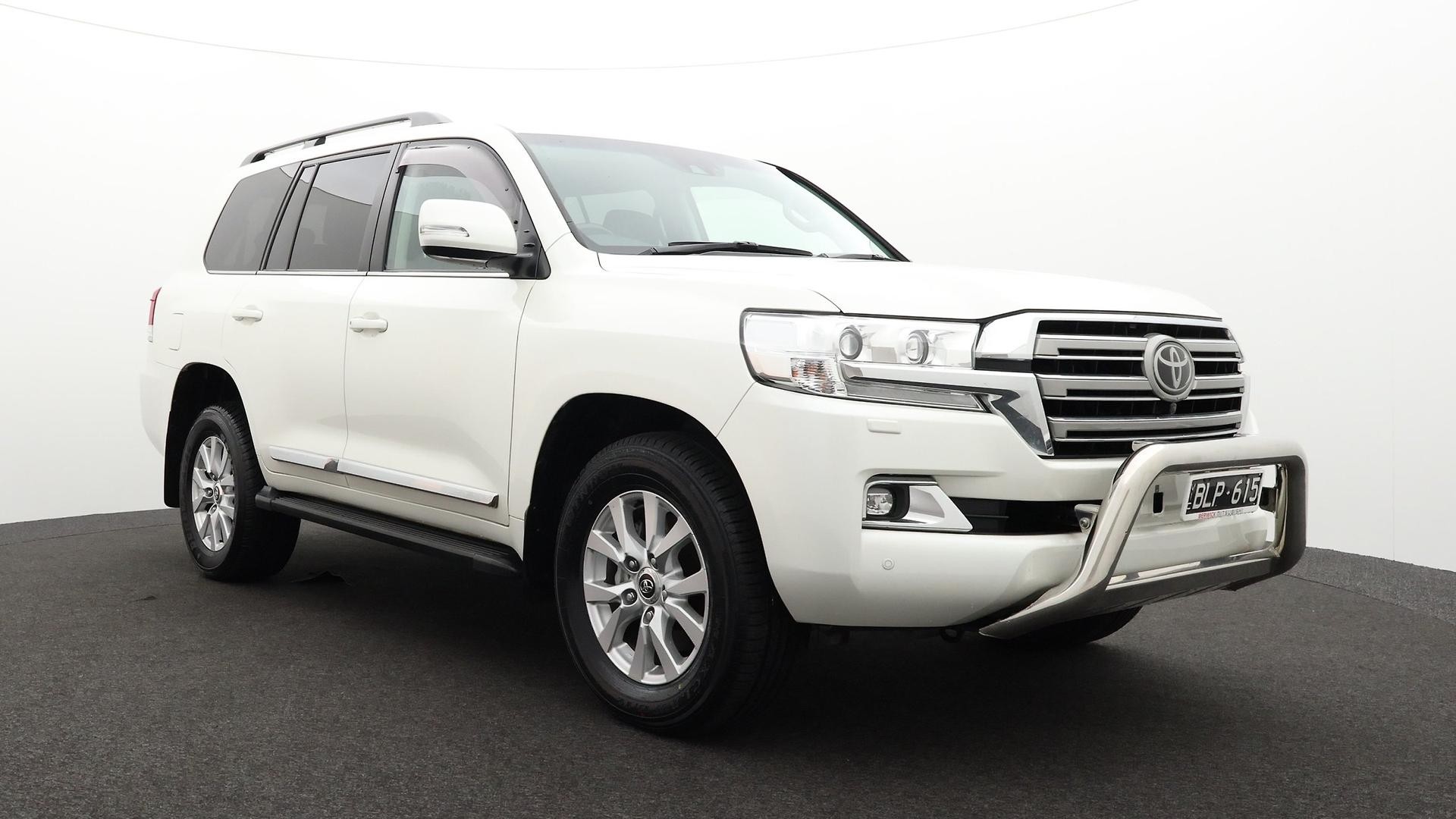 Toyota Landcruiser image 2
