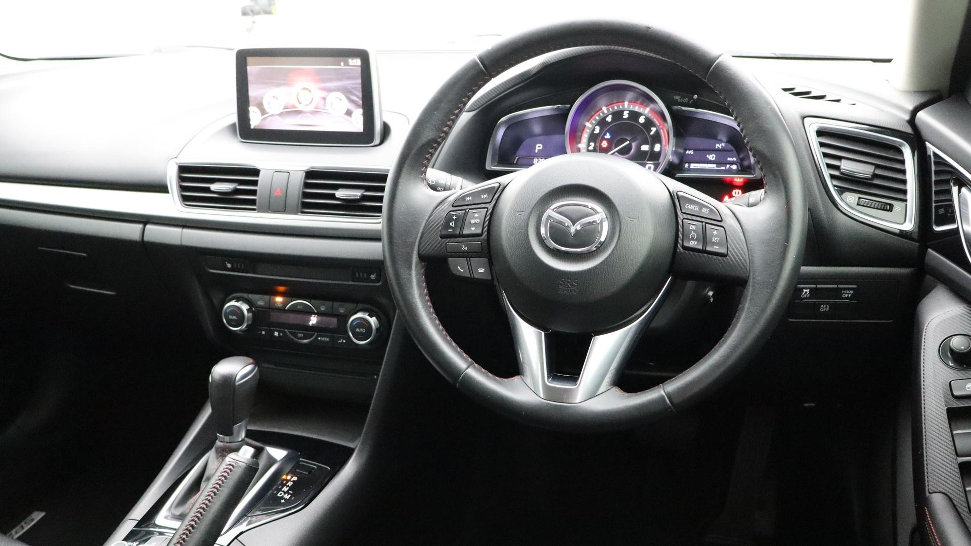 Mazda 3 image 4