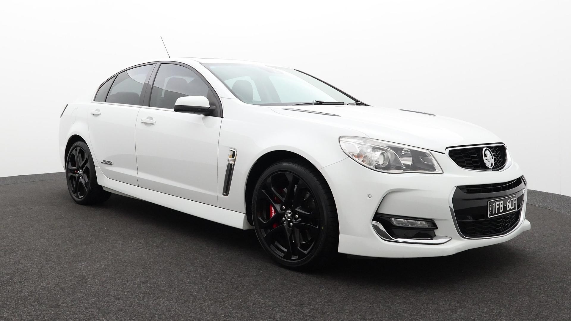 Holden Commodore image 2