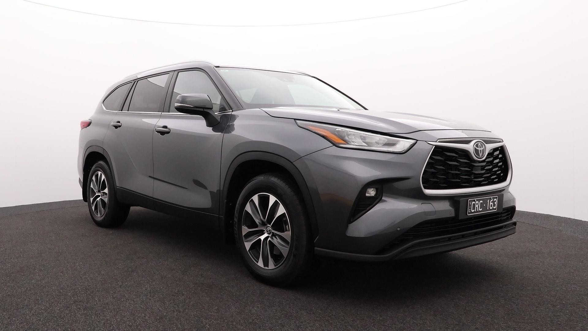 Toyota Kluger image 2