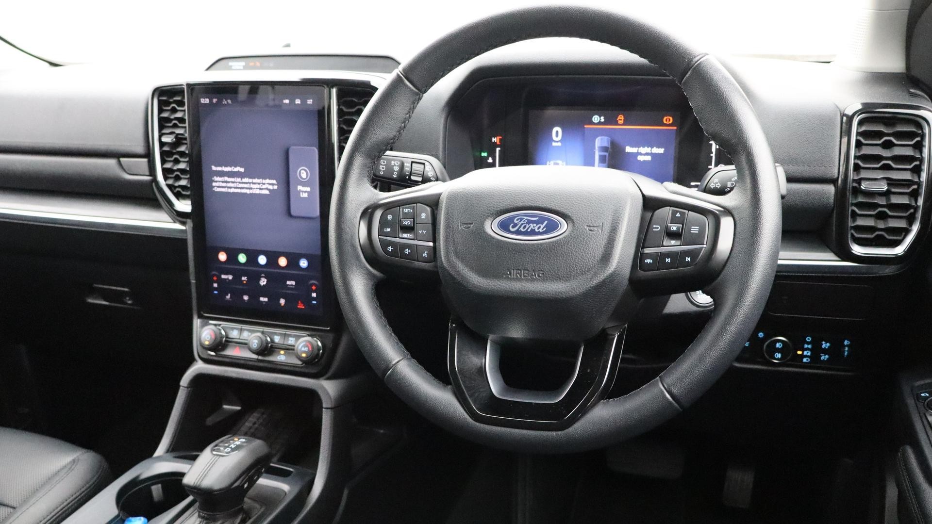 Ford Everest image 4