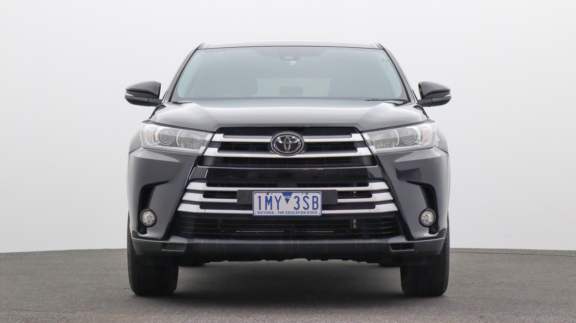 Toyota Kluger image 3