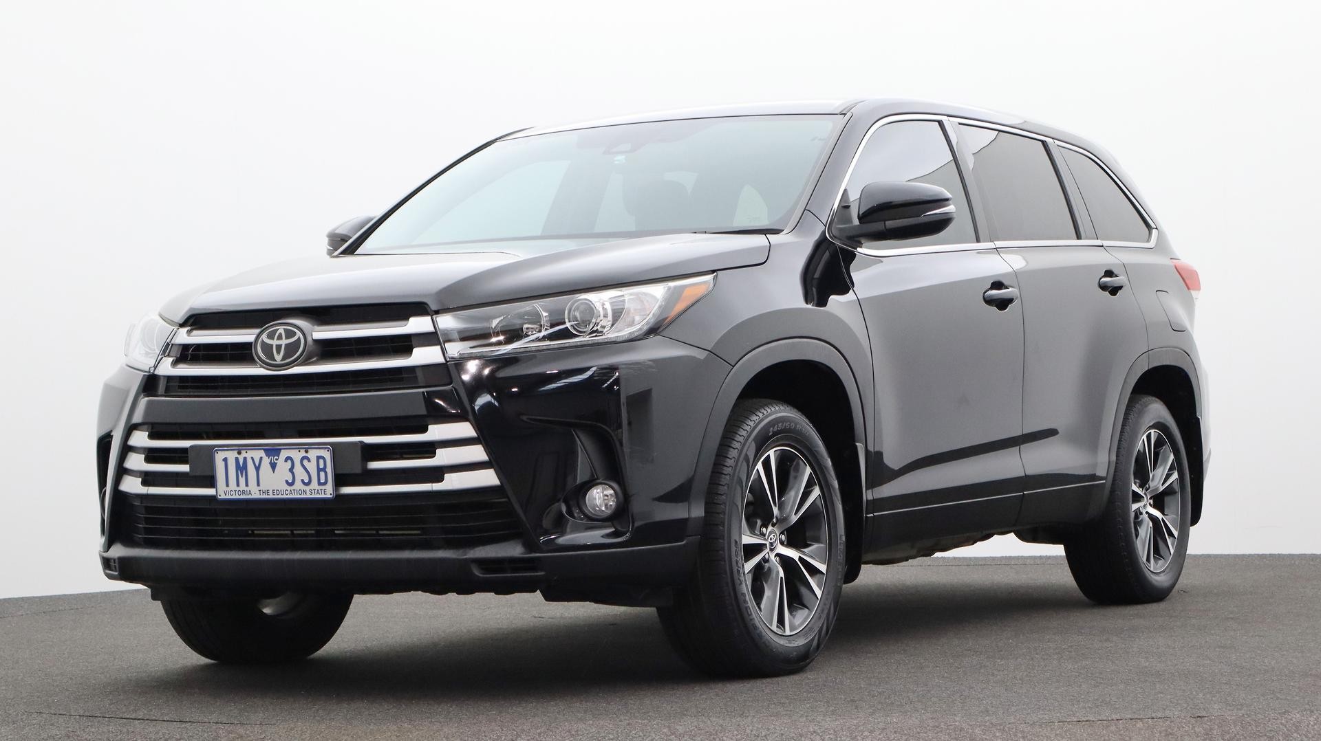 Toyota Kluger image 1