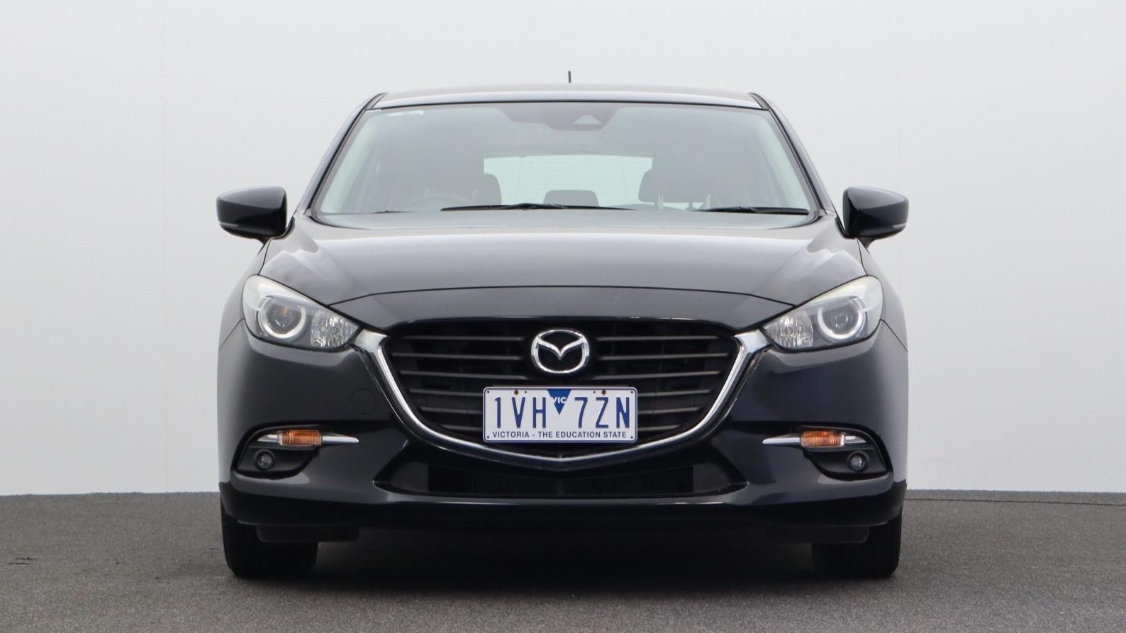 Mazda 3 image 3