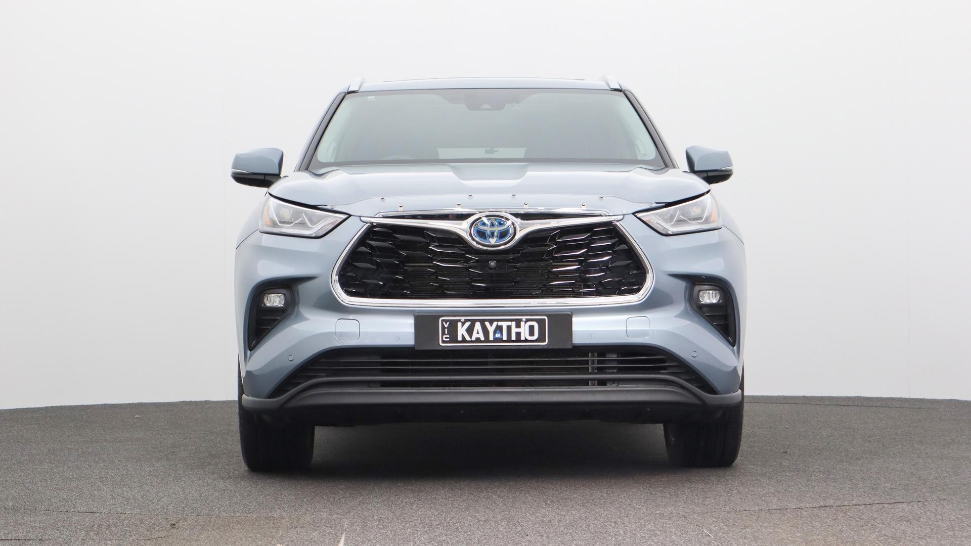 Toyota Kluger image 2
