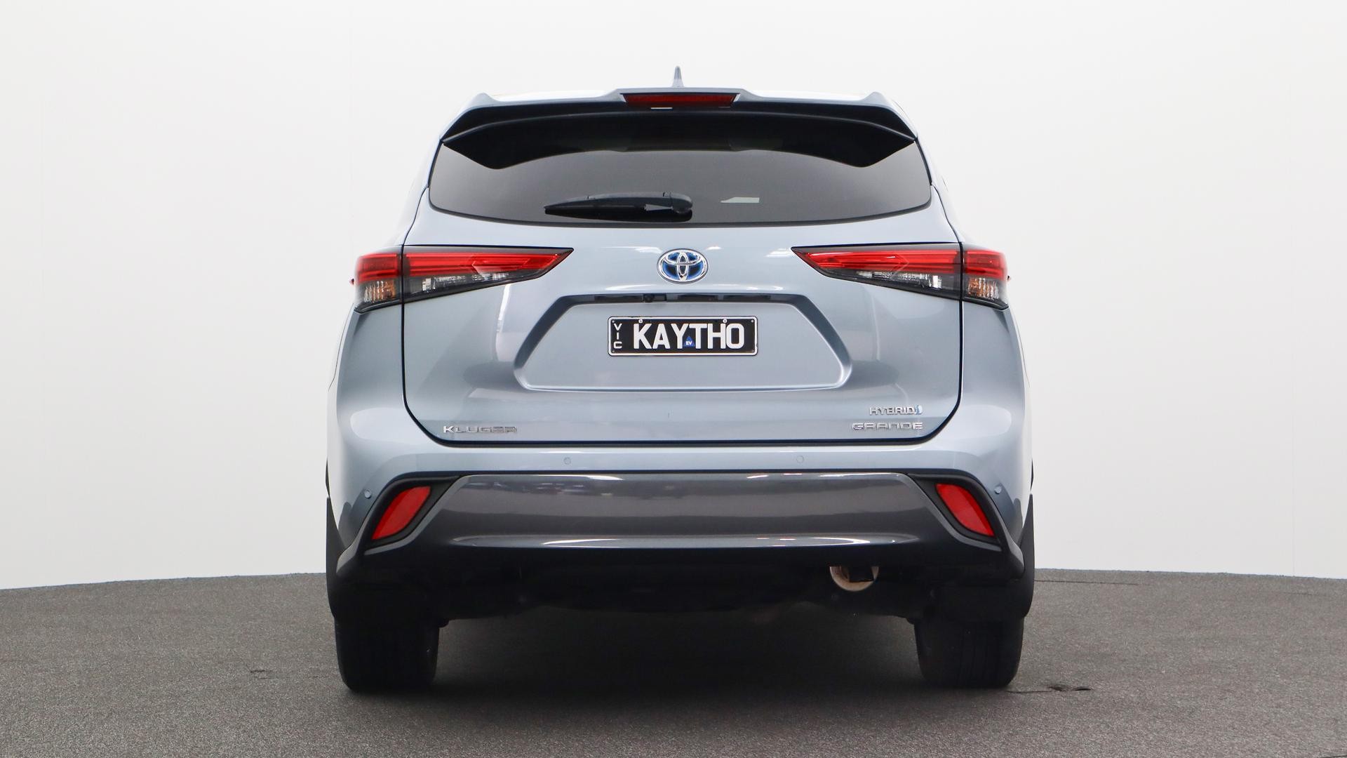 Toyota Kluger image 3