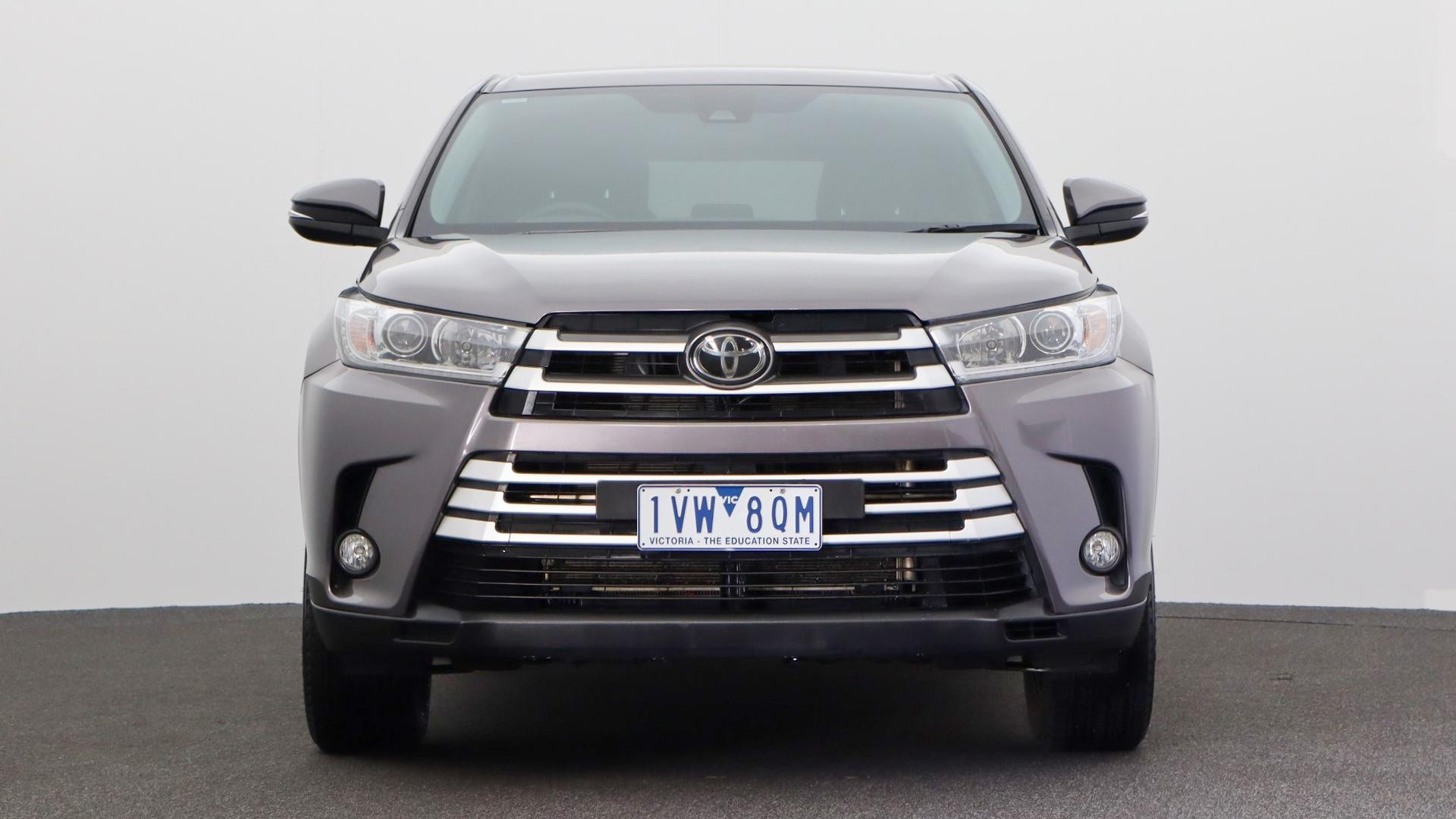 Toyota Kluger image 3
