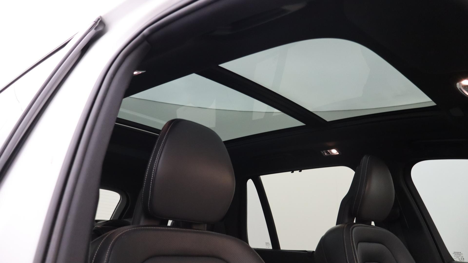 Volvo Xc90 image 4