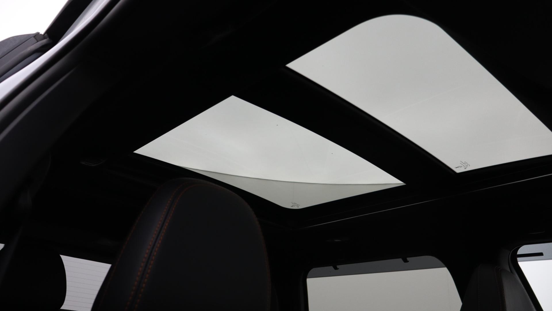 Mitsubishi Outlander image 4