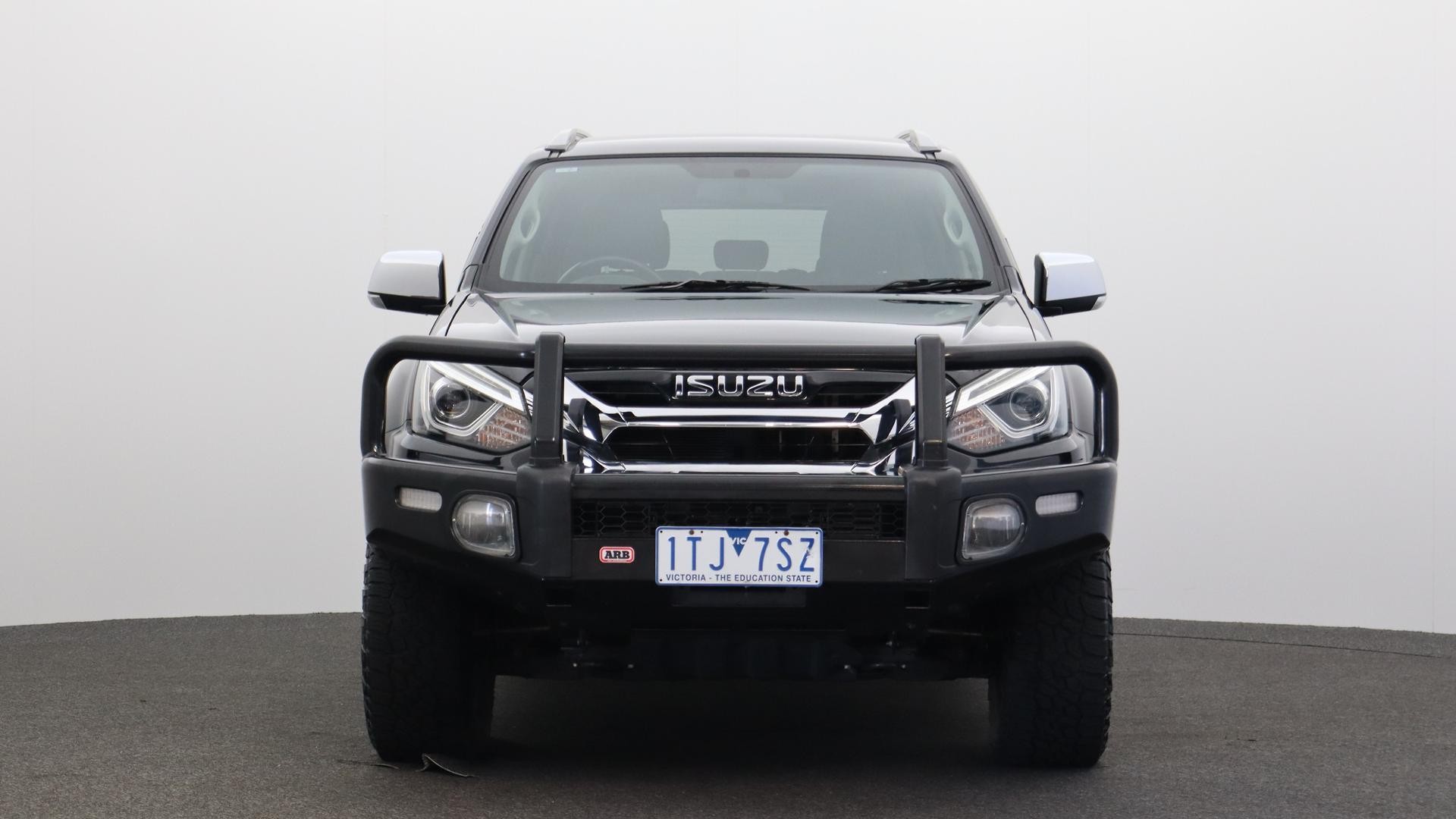 Isuzu Mu-x image 3
