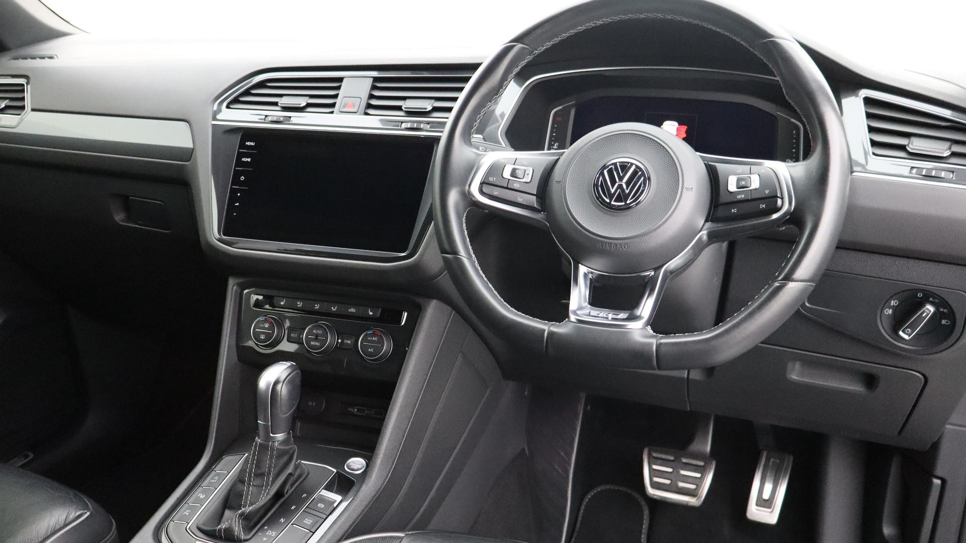 Volkswagen Tiguan image 4