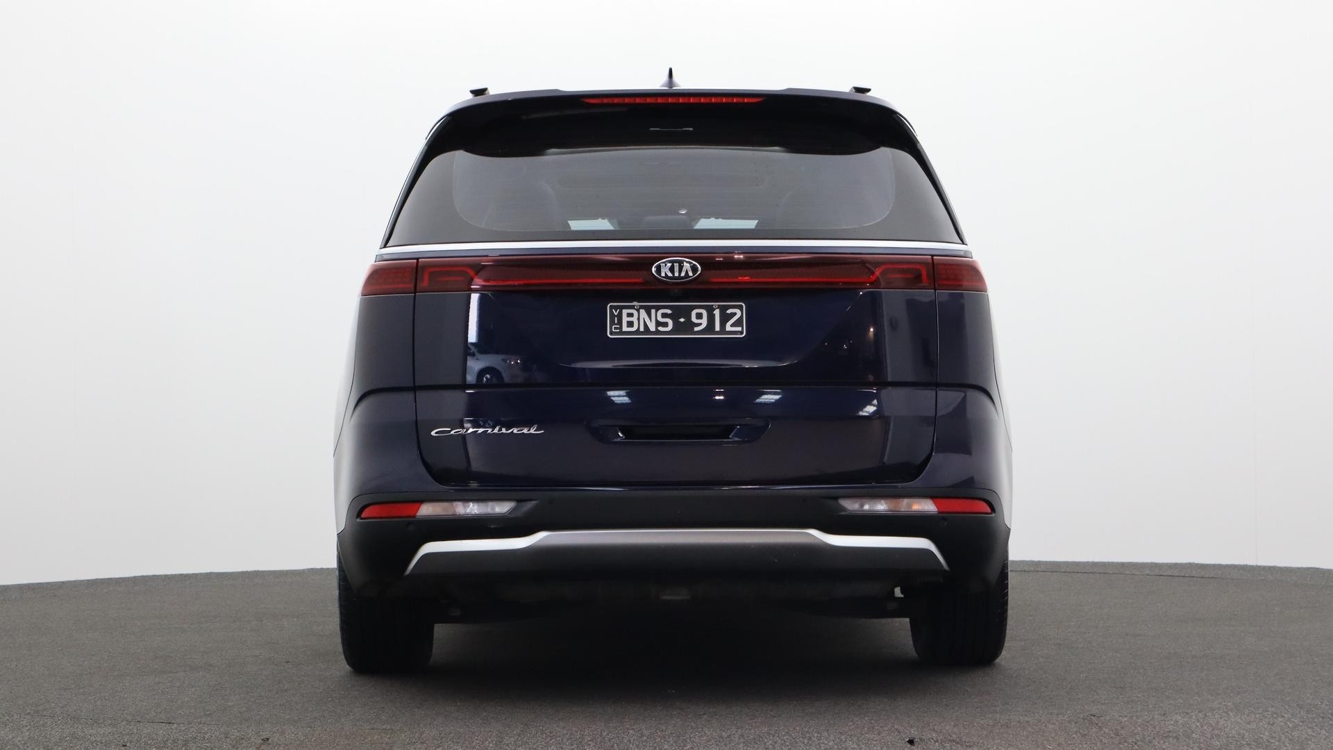 Kia Carnival image 3