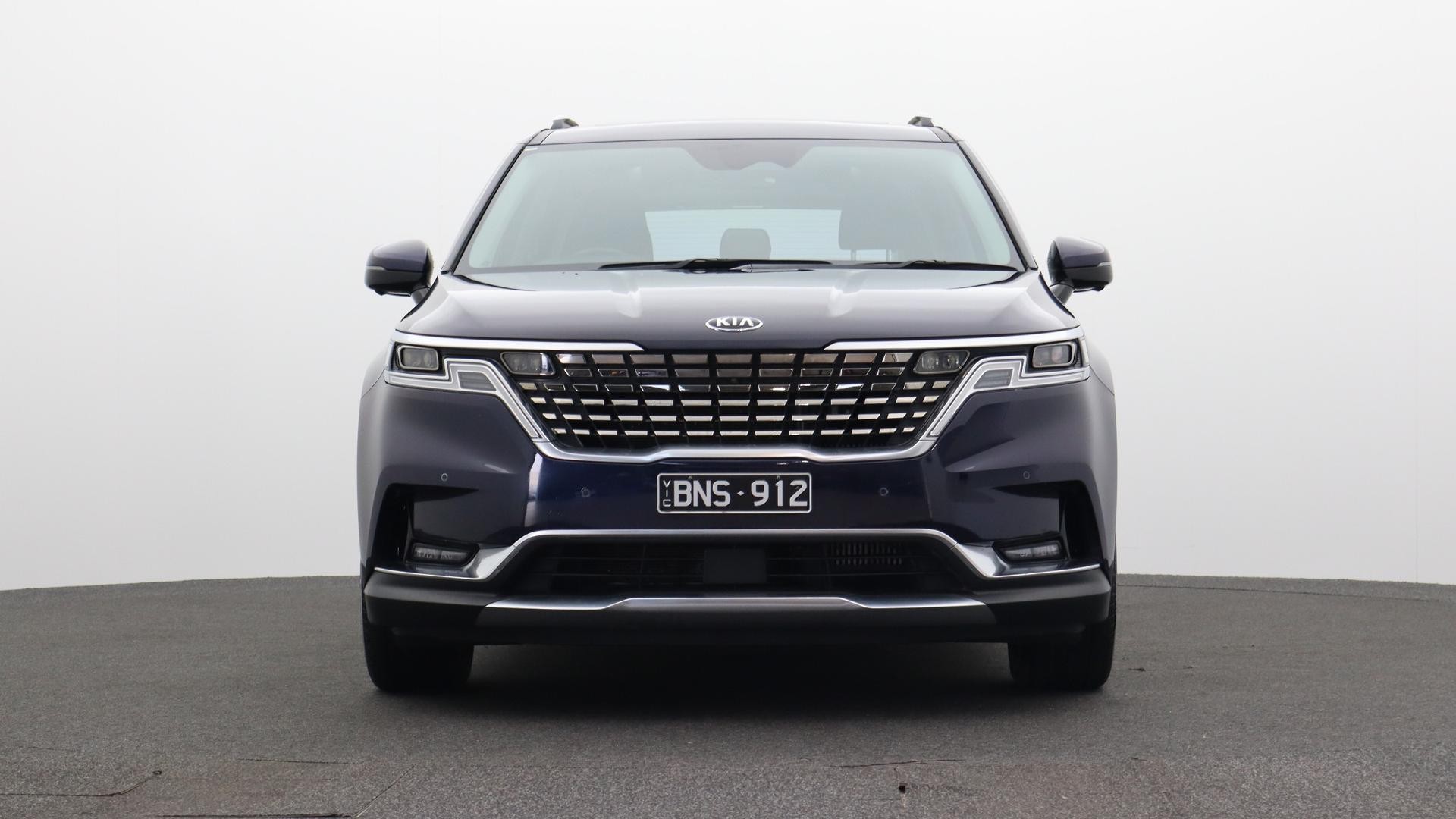 Kia Carnival image 2