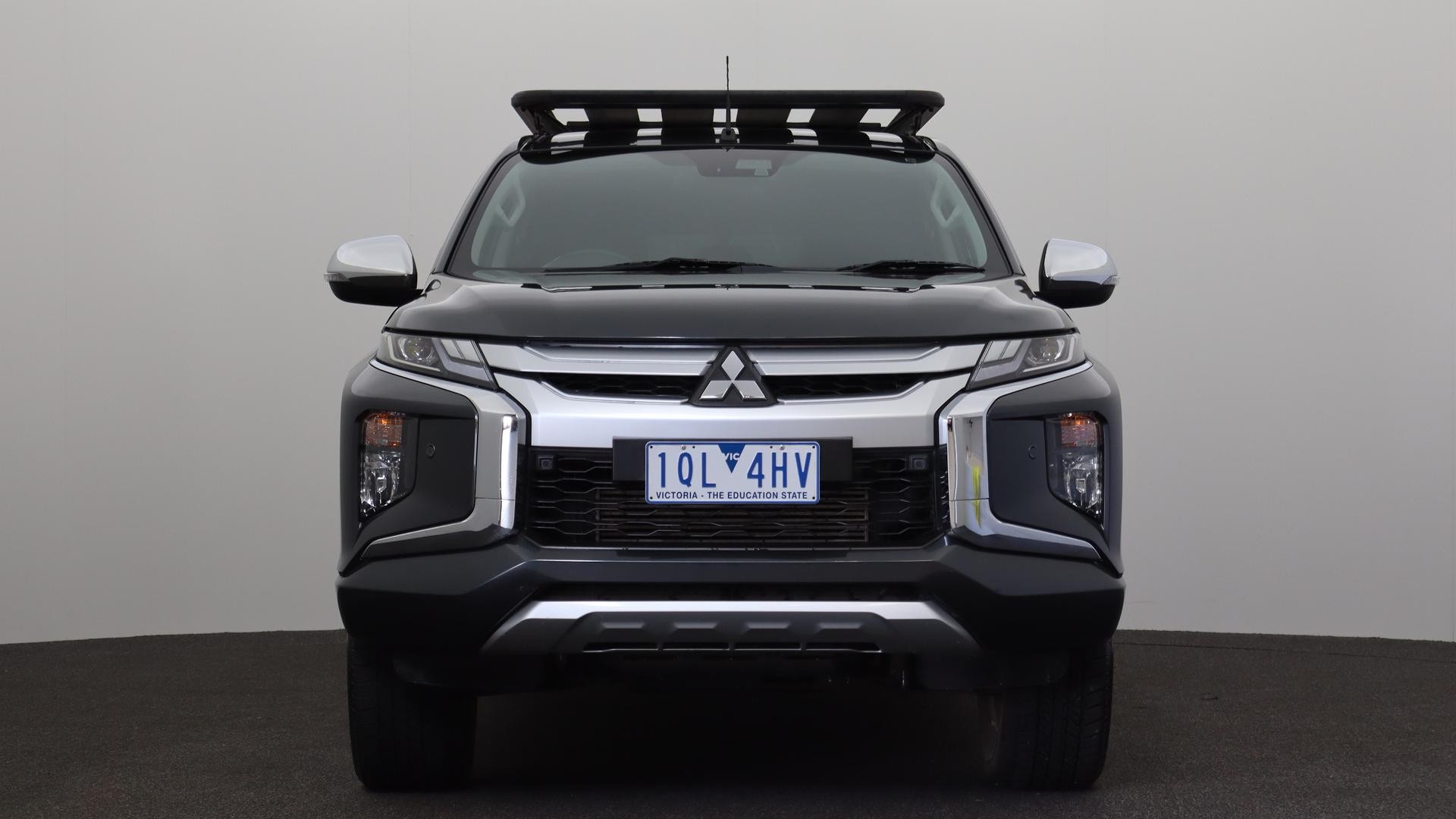 Mitsubishi Triton image 2
