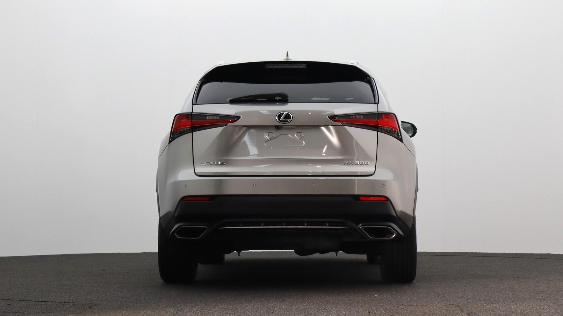 Lexus Nx image 2