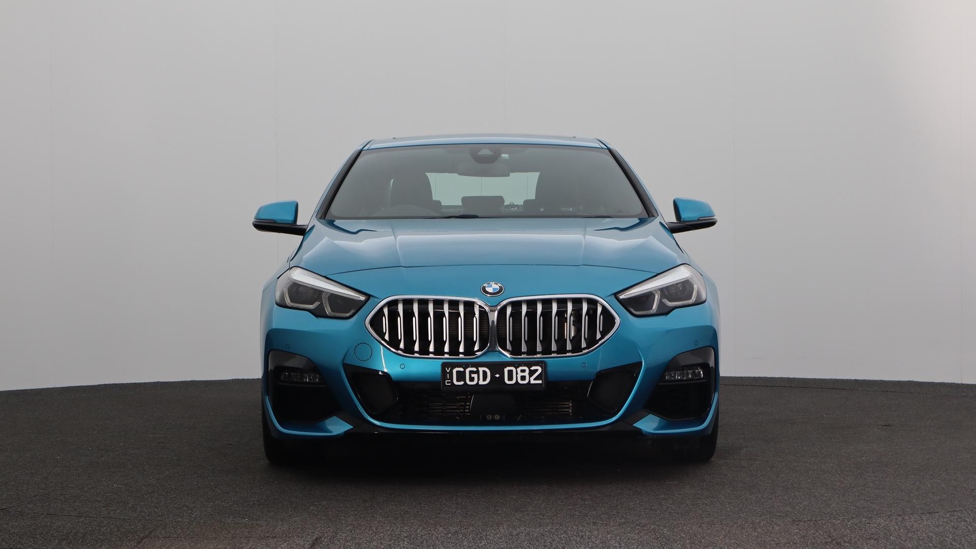 BMW 2 Series image 2